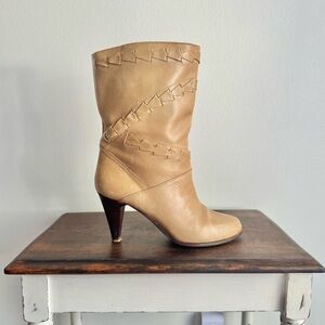 Tan Boot Woven Detail size 8.5